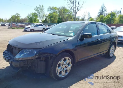 2010 Ford Fusion Se z USA, uszkodzony, nr VIN 3FAHP0HA2AR406249